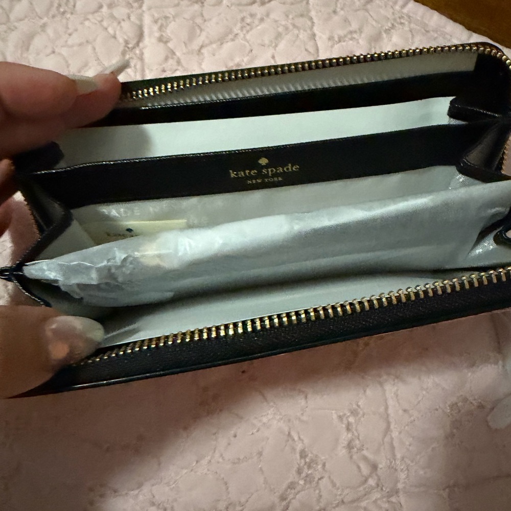 Brand New💗Kate Spade wallet - Picture 4 of 5